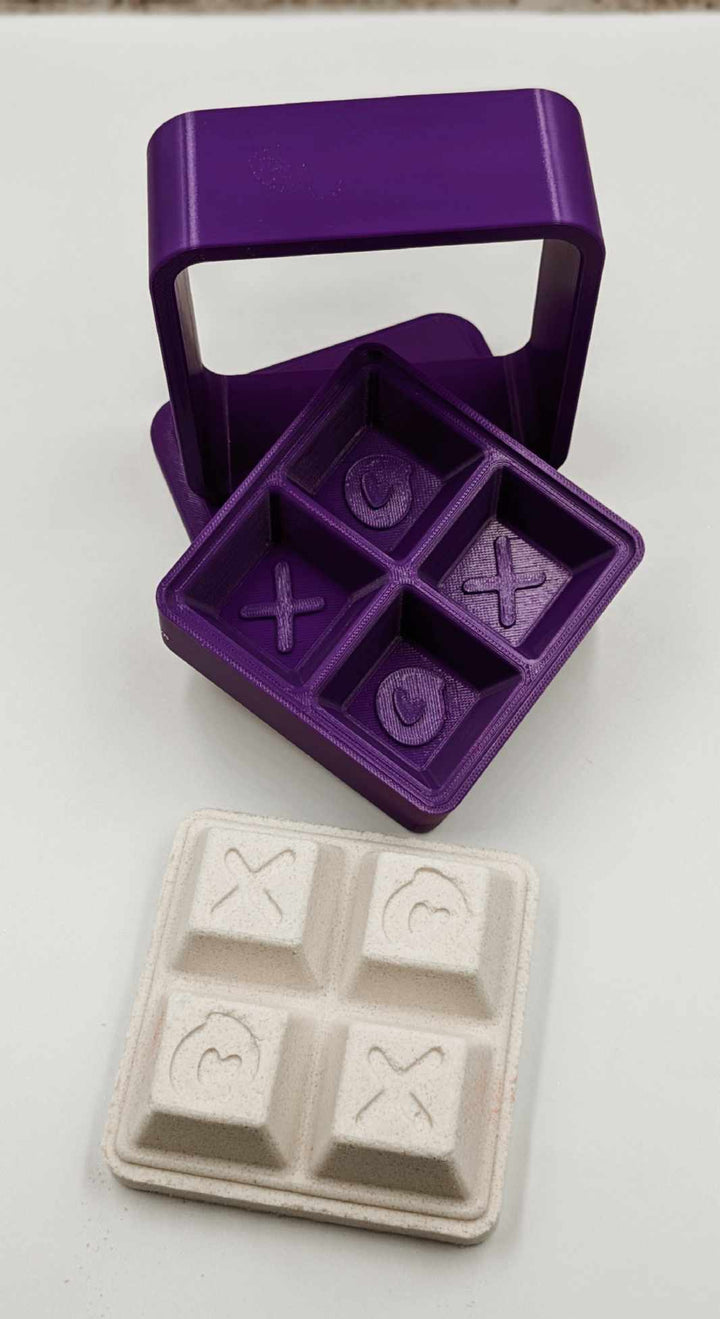 Breakapart XOXO Bath Bomb Mold