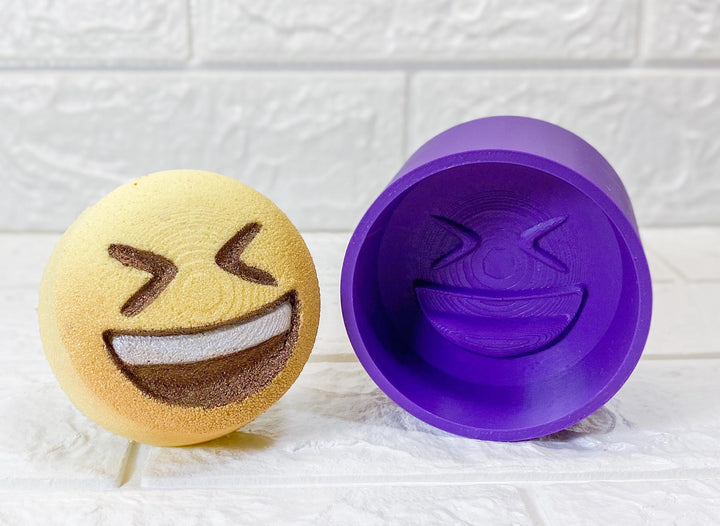 HYBRID Laughing Face Emoji Bath Bomb Mold