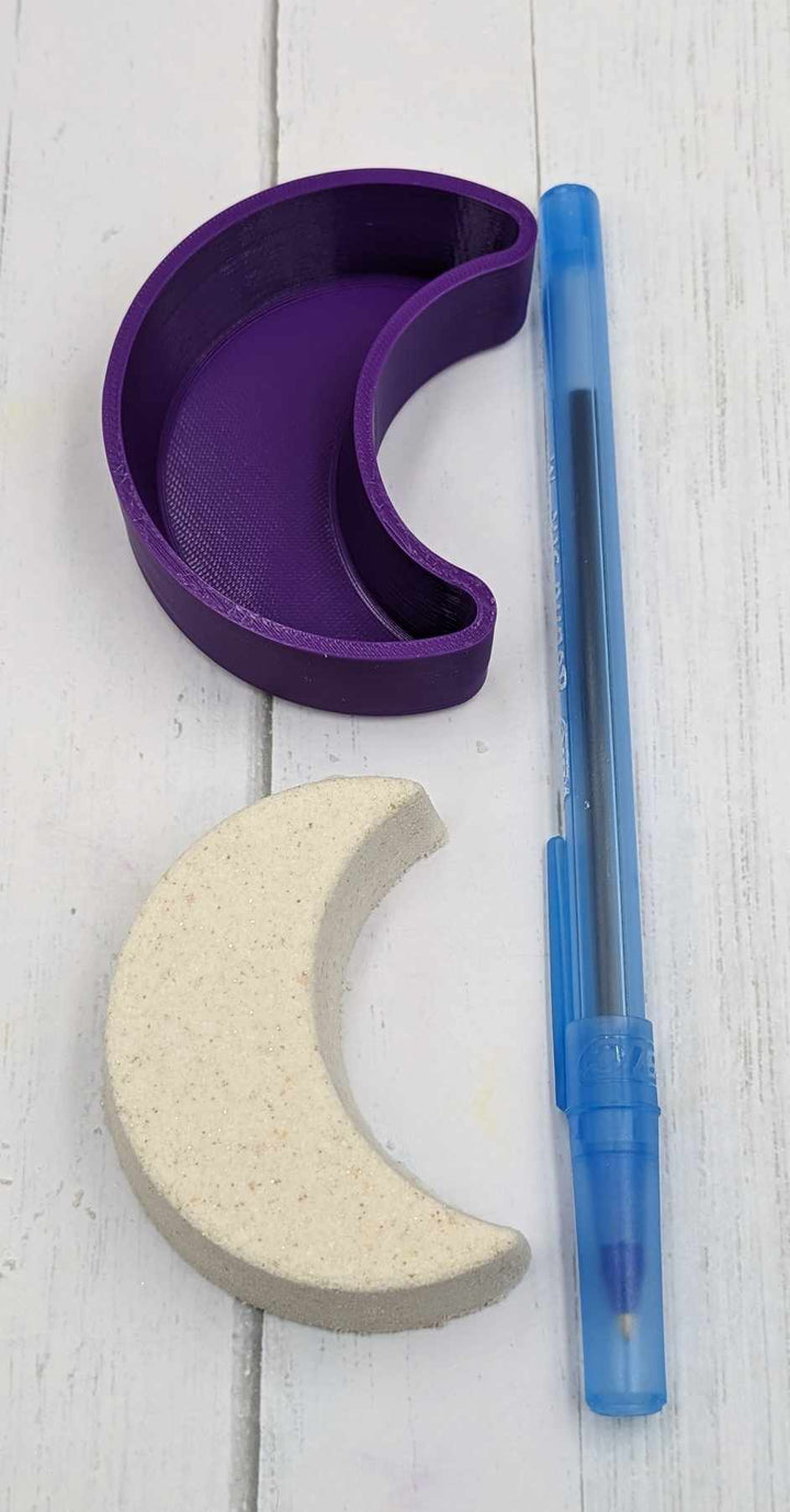 Small Crescent Moon Hybrid 3D Bath Bomb Mold