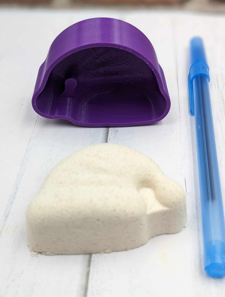 Small Santa Hat Hybrid 3D Bath Bomb Mold