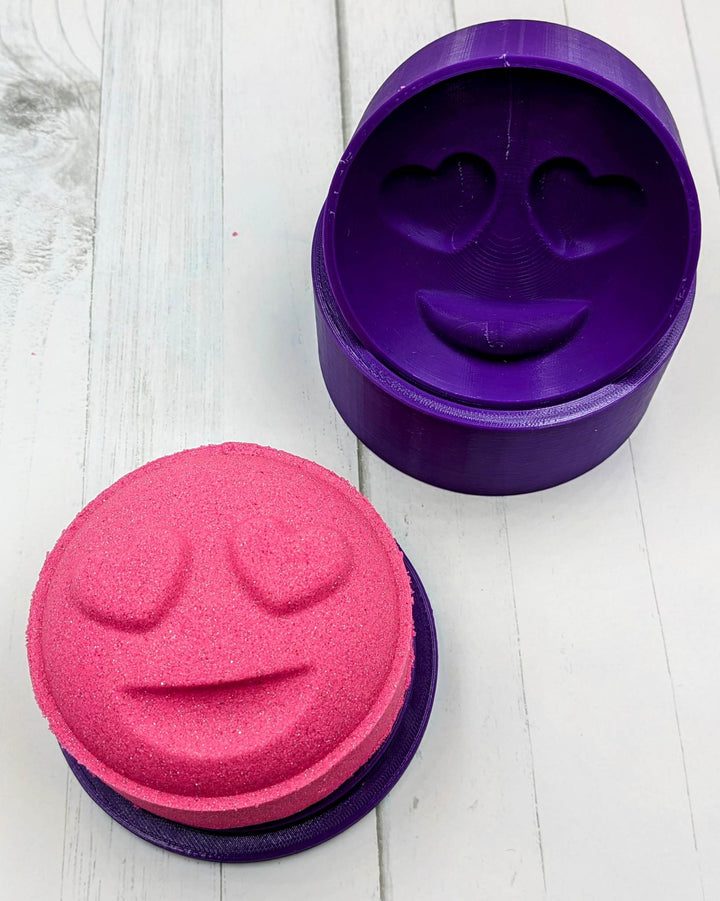 Smiling Face with Heart-Eyes Emoji Bath Bomb Mold